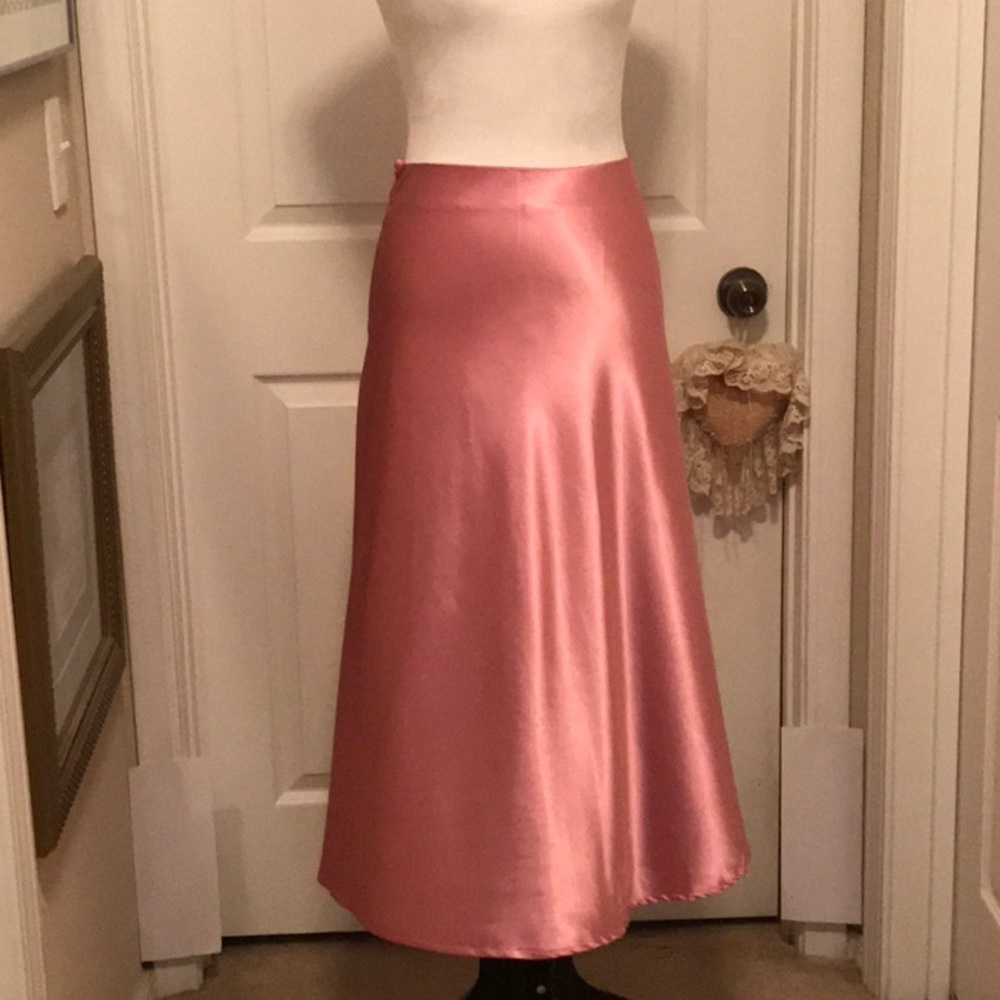 Pink Satin Skirt***NWOT***
